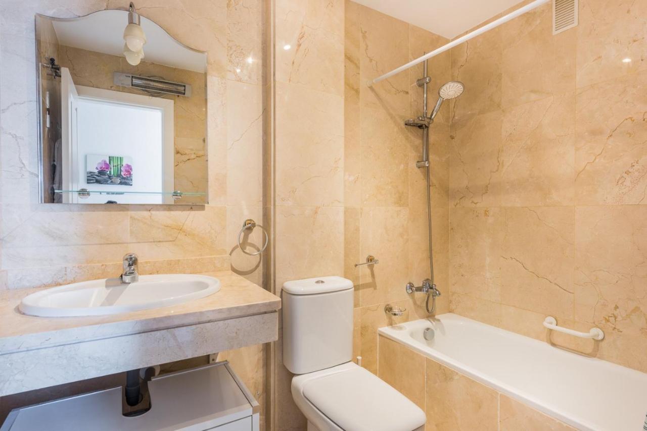 Wonderful Apartment 5 Minutes Flat Walk To The Centre Of La Cala De Mijas Dış mekan fotoğraf
